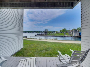118D Edgewater Inn